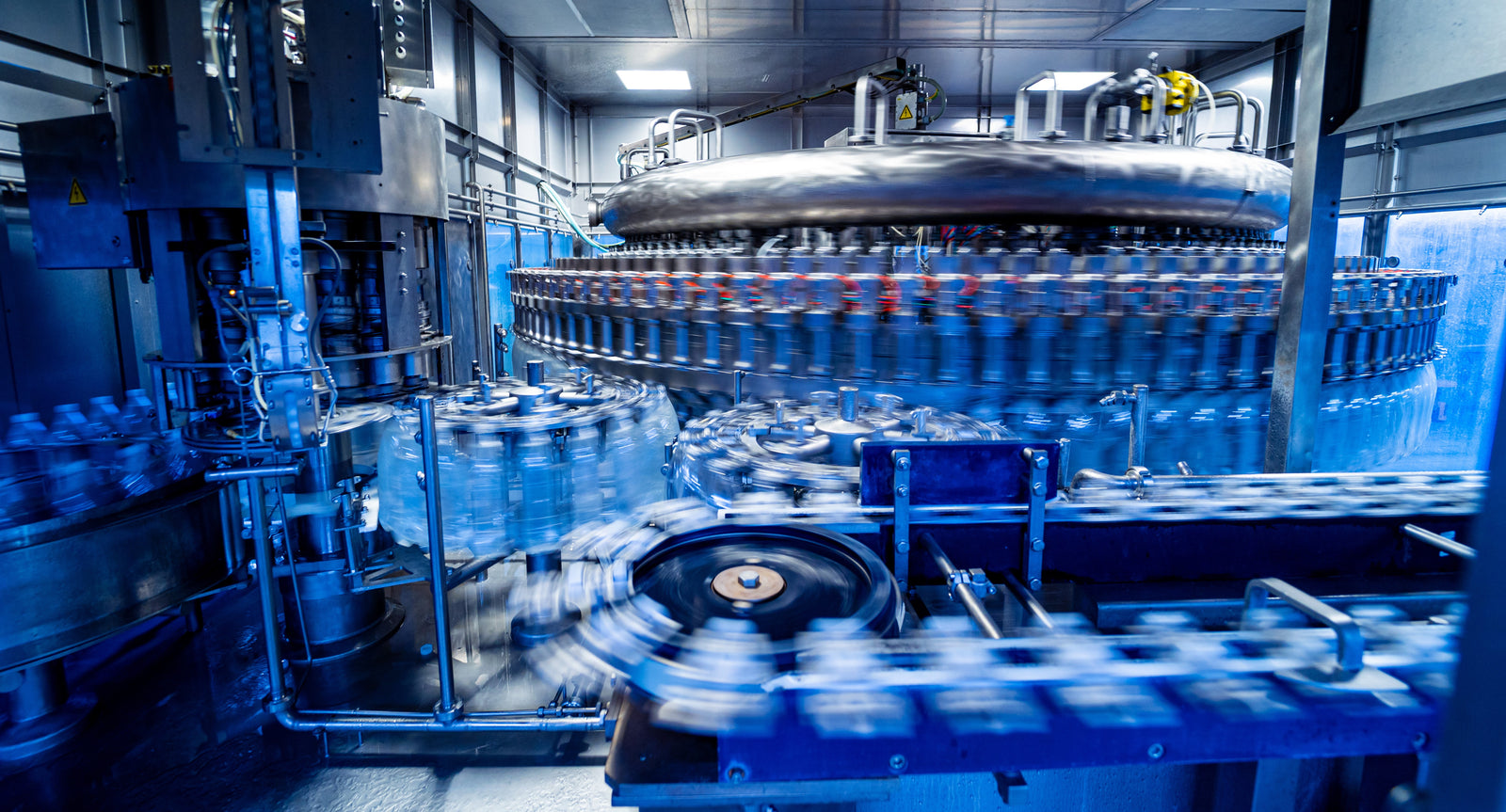 5 Dinge, die Sie über Flaschenwasser wissen sollten